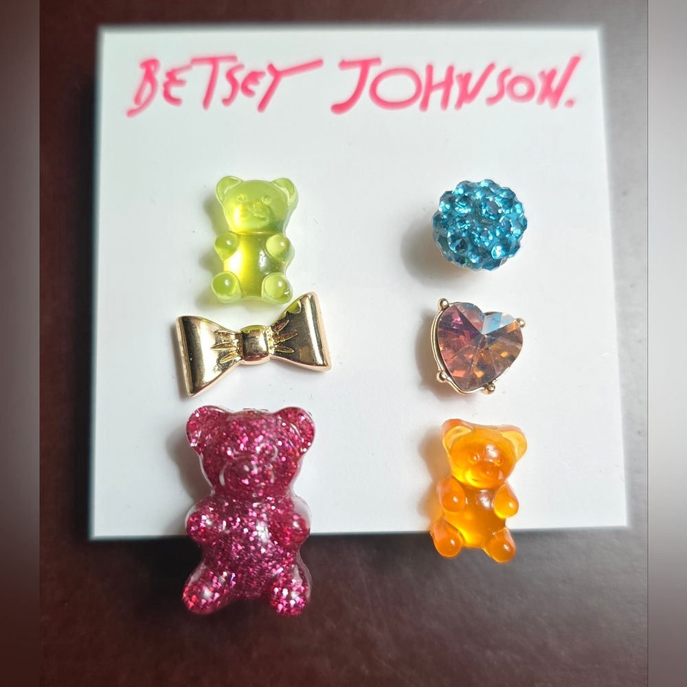BETSEY JOHNSON Candy Crush Collection Mismatched Gummy Bear Earrings Set.